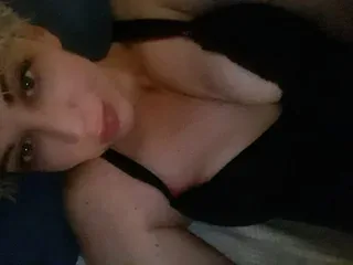 biakalia, 43yo cam performer