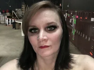 hotmodel1984, 42yo cam performer