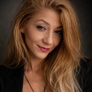 MatureMystique, 46yo cam performer