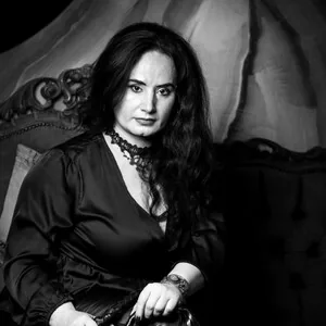 MistressThara, 46yo cam performer